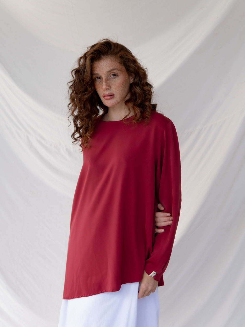 Haut Asymétrique en Crêpe – Manches Balloon