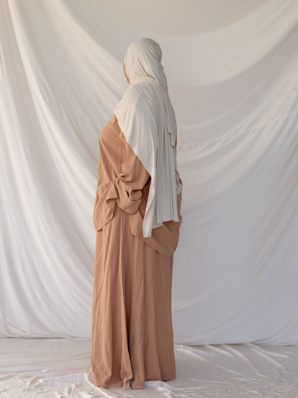 Ensemble en Lin Élégance d’Été-Haut Col Chemise & Jupe Fluide