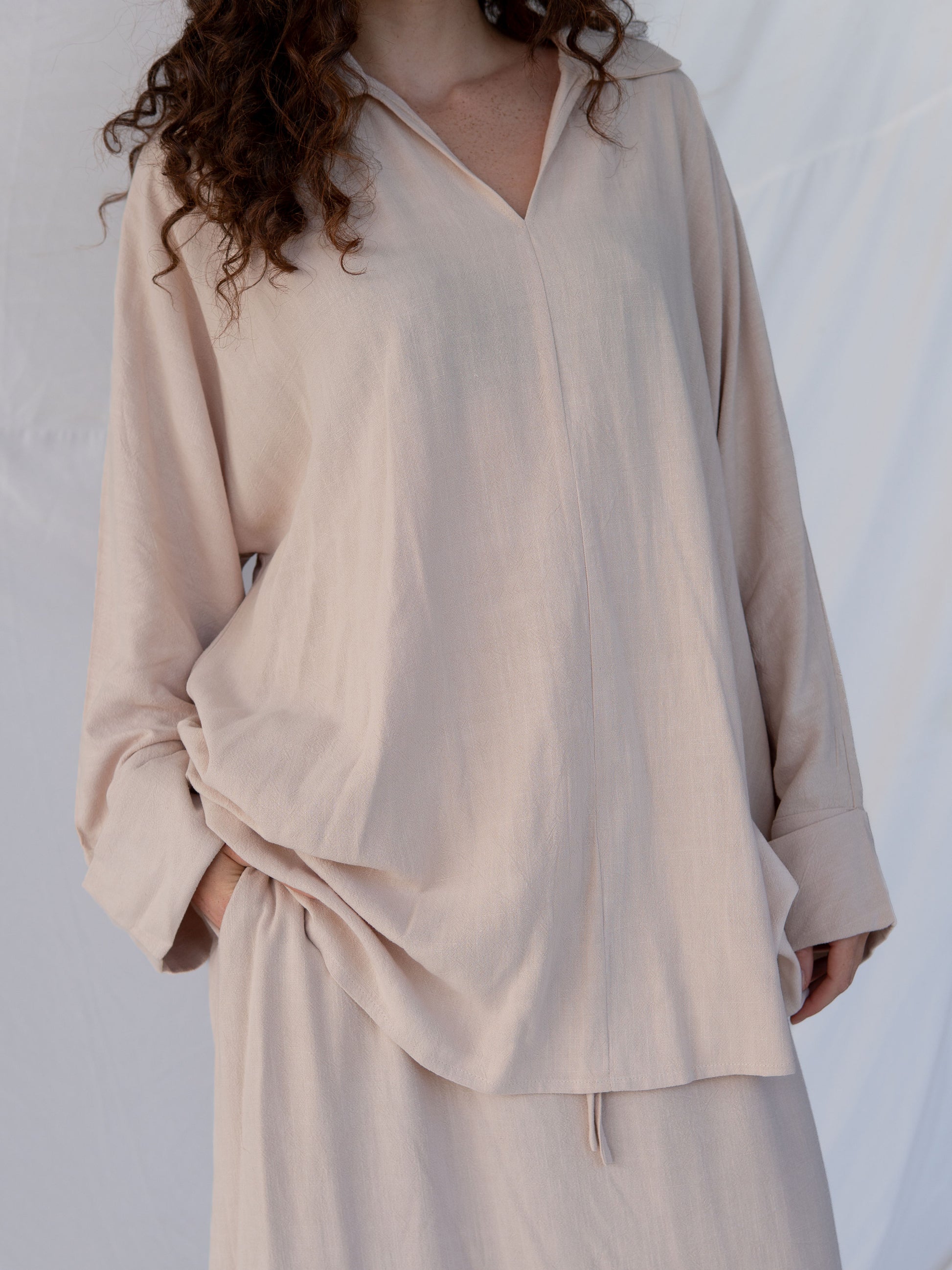 Ensemble en Lin Élégance d’Été-Haut Col Chemise & Jupe Fluide